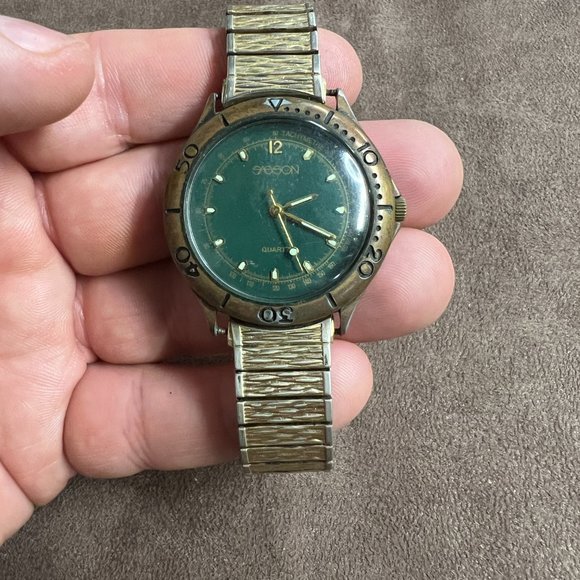Vintage Sasson Quartz Watch‎ Women Bronze Tone Green Dial - Picture 3 of 6